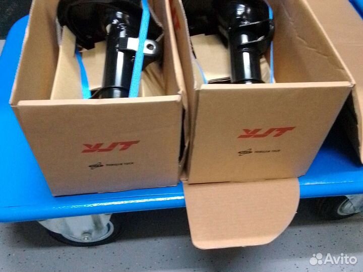 Амортизатор передний hyundai grand starex 2WD