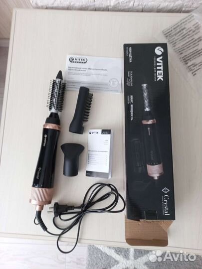 Фен щетка новая