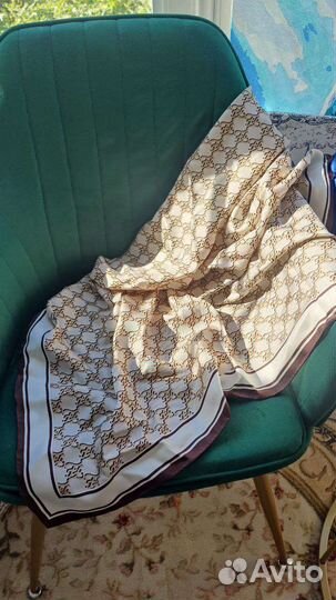 Платок Fendi 100 шёлк