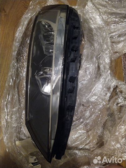 Фара передняя левая на jetta 6 2016 Germany