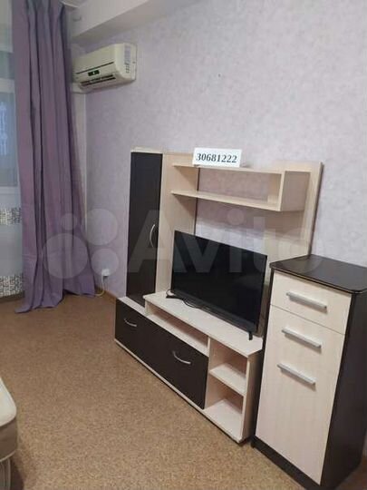 1-к. квартира, 42 м², 8/16 эт.