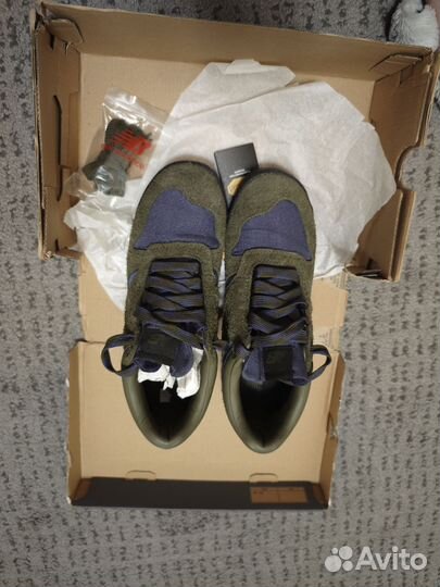 Кроссовки New balance rainier