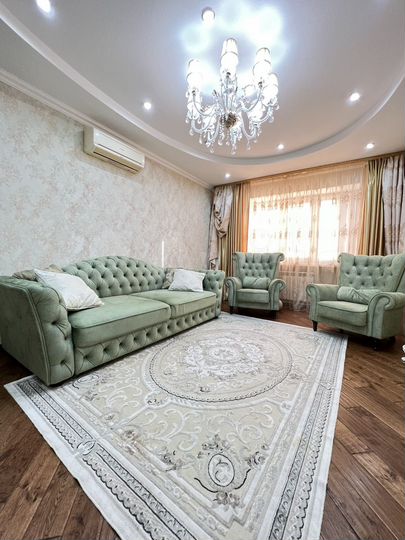 3-к. квартира, 97 м², 2/4 эт.