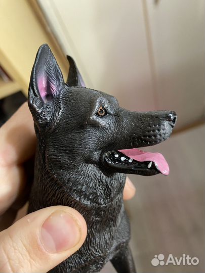 Фигурка немецкой овчарки