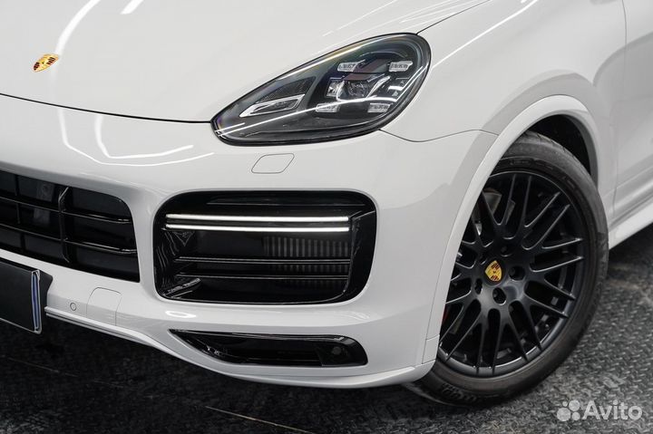 Бампер Porsche Cayenne 958.2 в стиле 2023