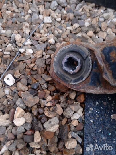 Подрамник задний Мерседес w202