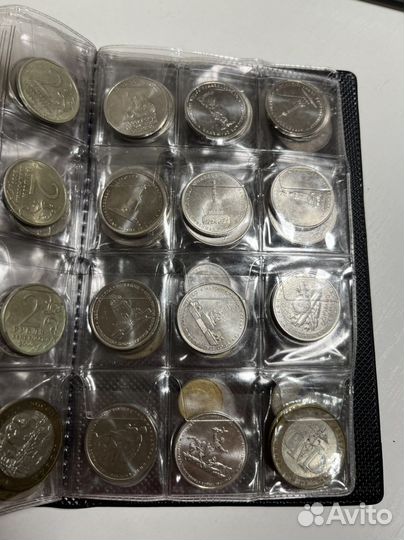Юбилейные монеты альбом