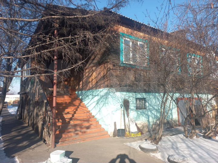 Дом 100 м² на участке 10 сот.