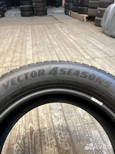 Goodyear Vector 4Seasons Gen-2 SUV 255/55 R19 107V