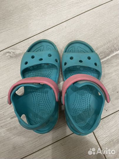 Сандали Crocs