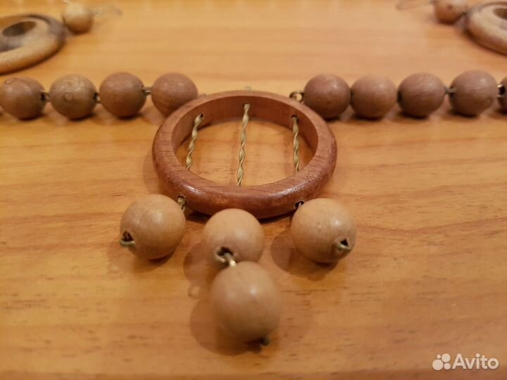 Бусы деревянные с серьгами