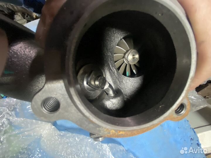 Турбина garrett gt2556s 738233-5002s