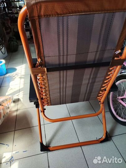 Кресло шезлонг складное