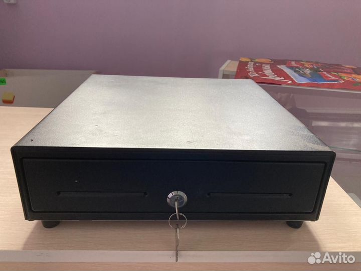 Ящик для денег