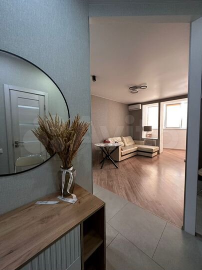 2-к. квартира, 60 м², 10/18 эт.