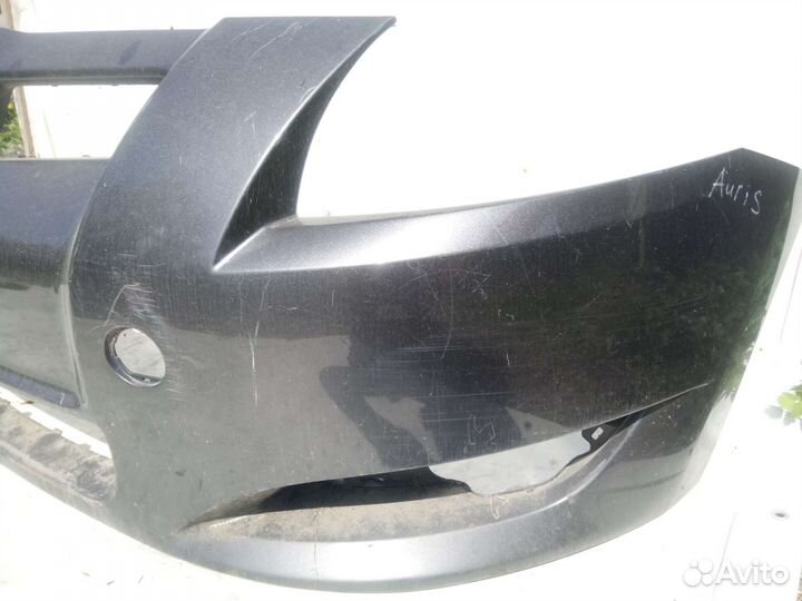 Бампер передний Toyota Auris E150