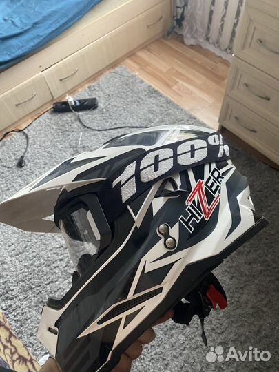 Мото шлем hizer