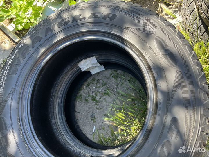 Goodyear Assurance 245/75 R17