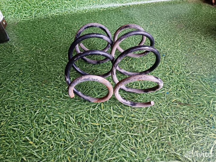 Пружины передние Рено Логан 2 2014 г