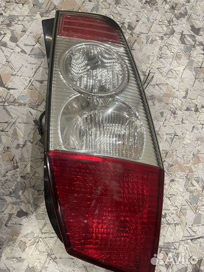 Стоп сигнал mitsubishi mirage dingo CQ1A