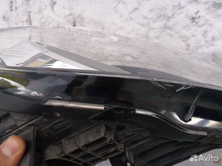 Фара правая Hyundai Elantra 2011-2016