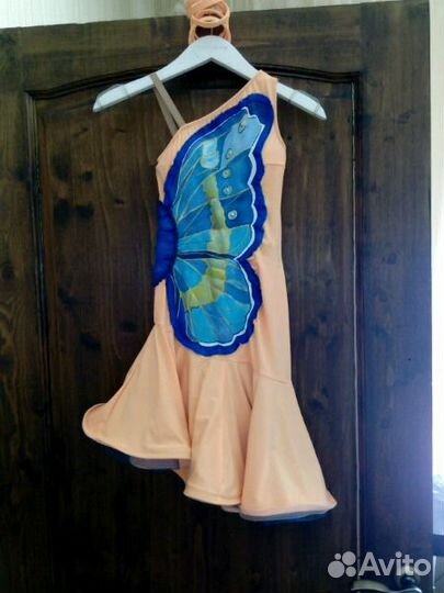 Платье для бальных танцев