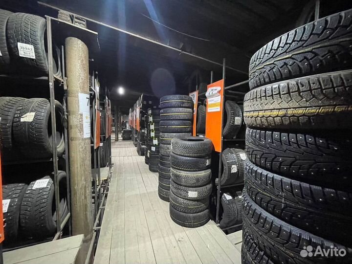 Hankook Winter I'Cept Evo2 W320 225/40 R19 93V