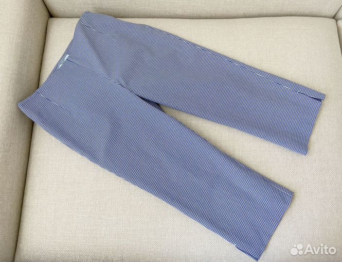 Prada бриджи. Шорты. Оригинал. Размер 42-44