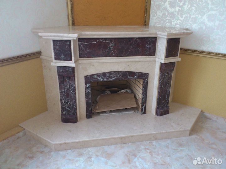 Камин мраморный