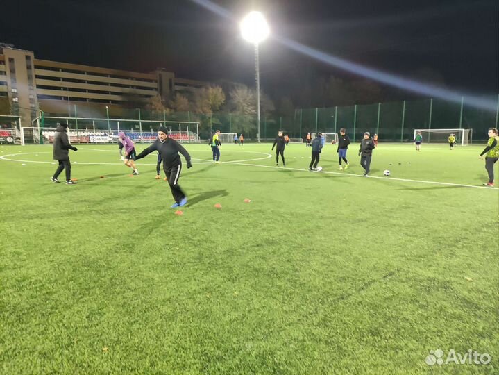 Тренировки по футболу, набор в футбольную команду