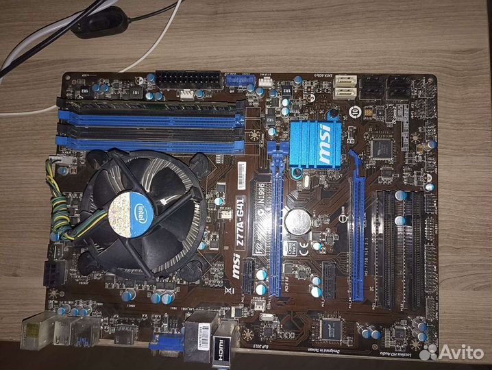 Материнская плата