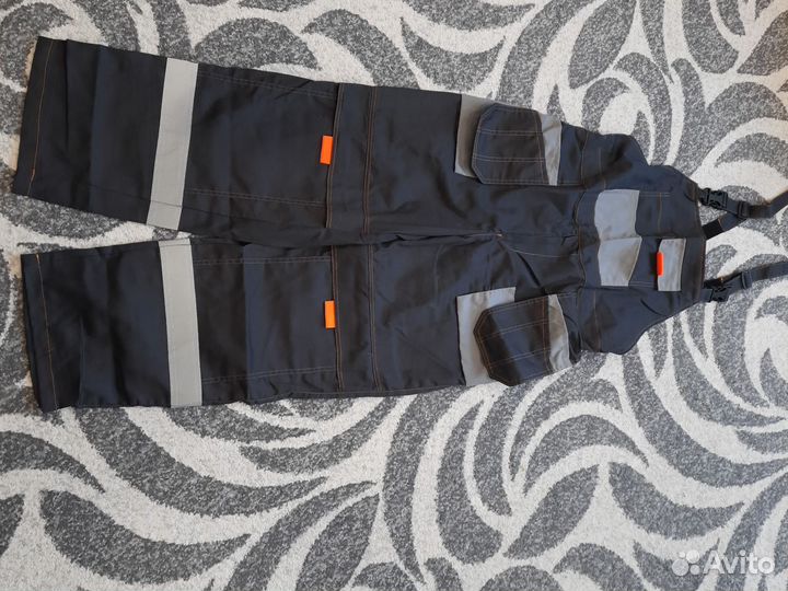 Рабочая спецодежда комбинезон