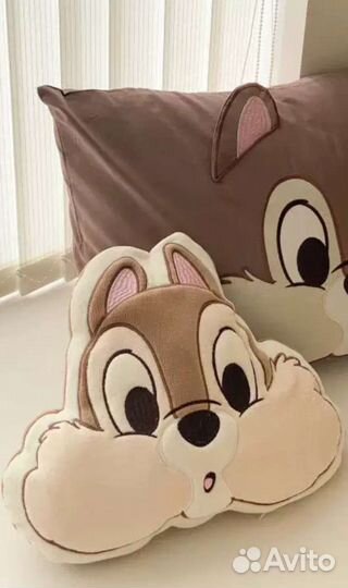 Подушка в детскую комноту