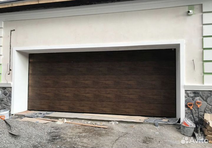 Секционные ворота Дорхан