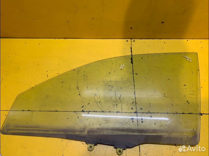 Стекло двери передней Mitsubishi Lancer 9 2003-200