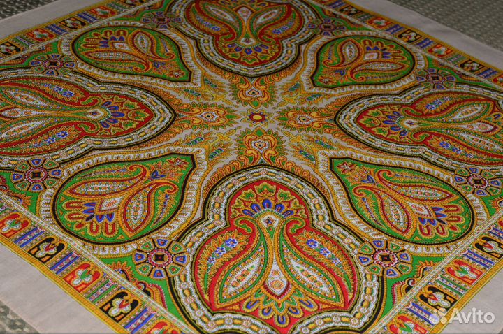 Шерстяной платок Япония 100% шерсть пейсли