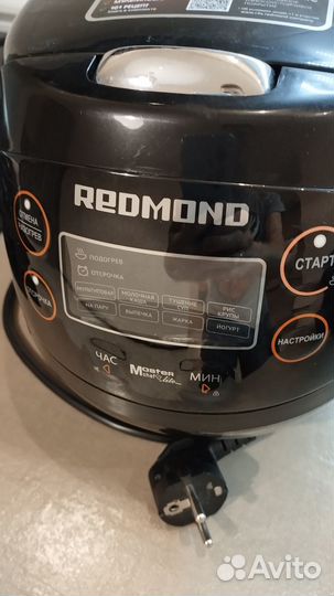 Мультиварка Redmond RMC-03 б/у