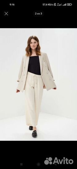 Футболка женская с квадратным вырезом