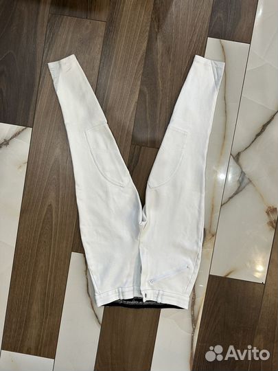 Обувь и одежда для конного спорта