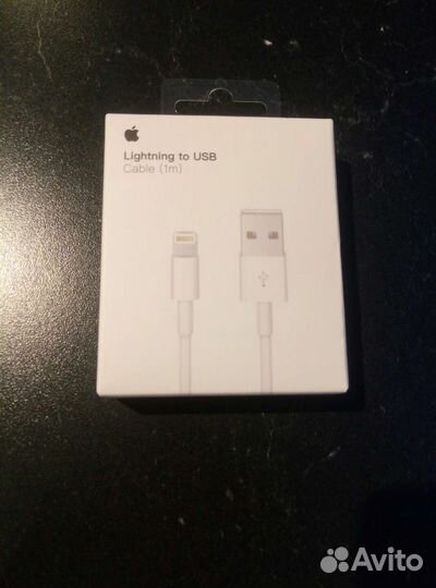 Кабель телефона iPhone / iPad /USB-Lightning (1м)