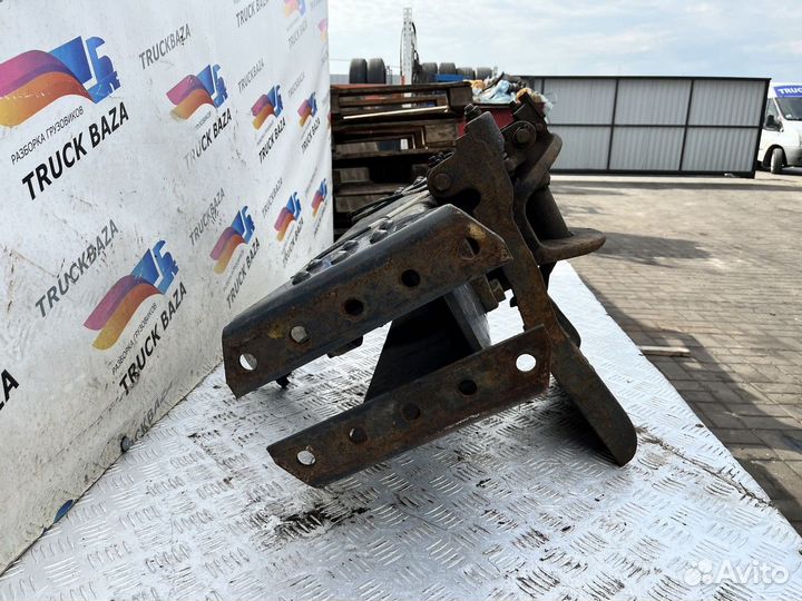 Сцепное устройство (Фаркоп) Daf XF105