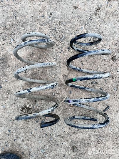 Передние пружины Ford Kuga 2