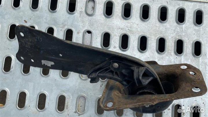 Рычаг задний Vw Passat B6