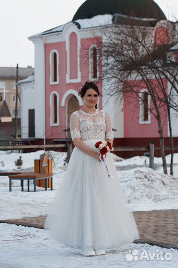 Свадебное платье