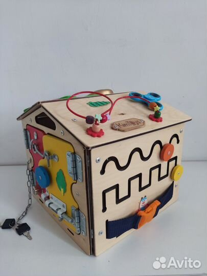 Бизиборд домик KimToys