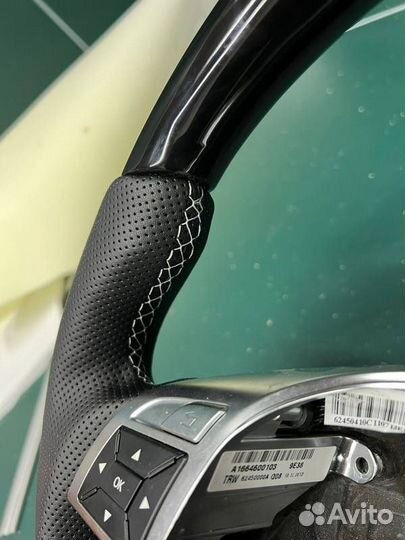 Спортивный руль Mercedes ML 166