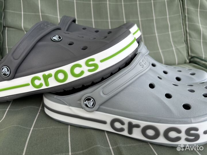 Crocs grey