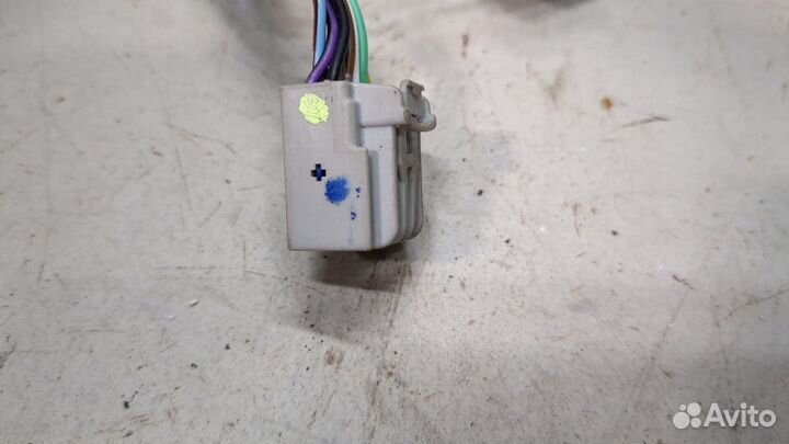 Зеркало боковое правое Cadillac SRX, 2009