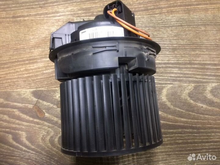 Моторчик печки, вентилятор печки Sandero 2 Logan 2