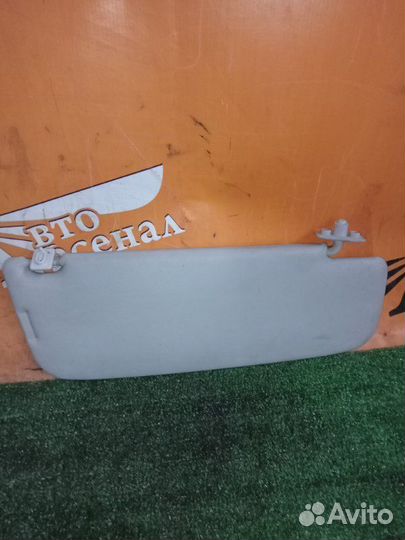 Козырек солнцезащитный LADA Granta 2016